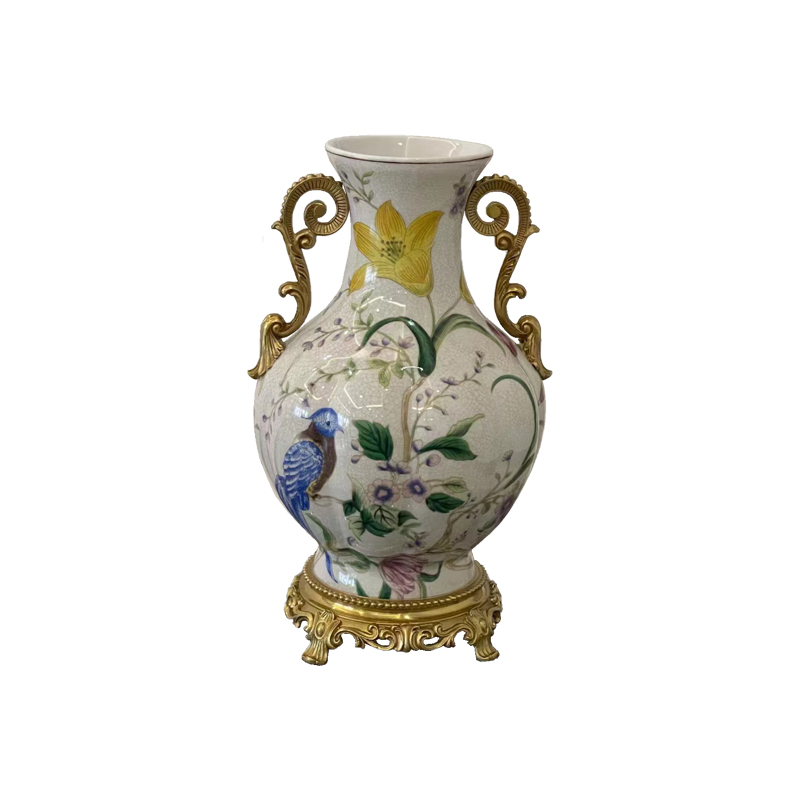 2024 Newest Creative Antique Designs Brass European Style Porcelain Vase American Mansion Vase