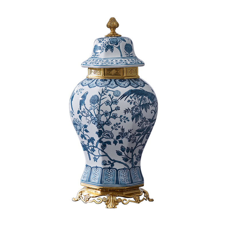 Antique ginger jar blue and white Chinese ceramic pot flower vase lamp decoration for home