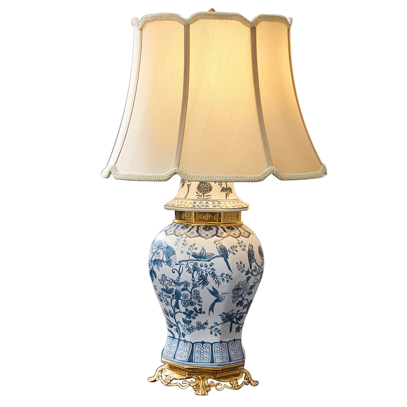 Factory Supply Home Decor Antique Chinese Style Desk Bedside Decoration Blue and White Porcelain Ginger Jar LED Table Lamp
